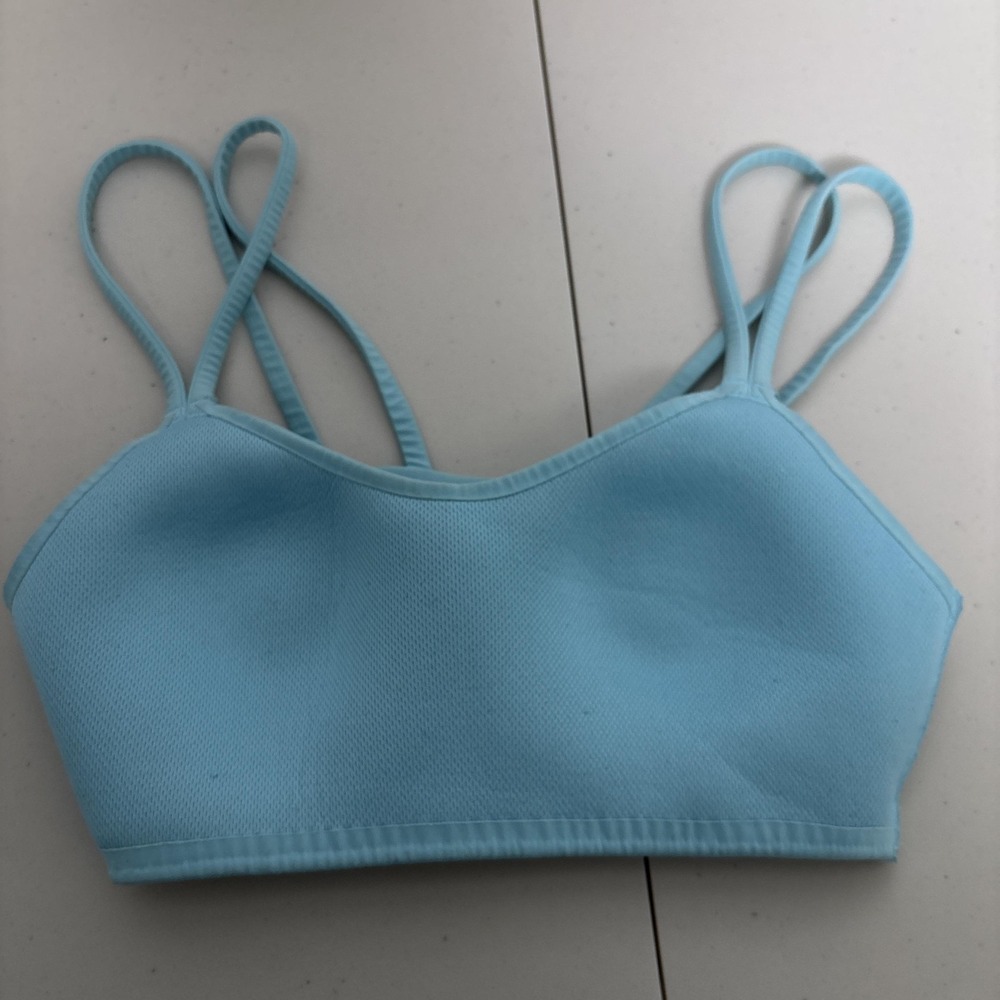 Lululemon Sports Like A Cloud Sports Bra XXS Blue Light Support Yoga Quick Dry - Picture 4 of 8